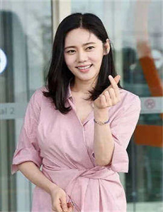 沈阳45岁老阿姨喷了好几次药,kaixinse